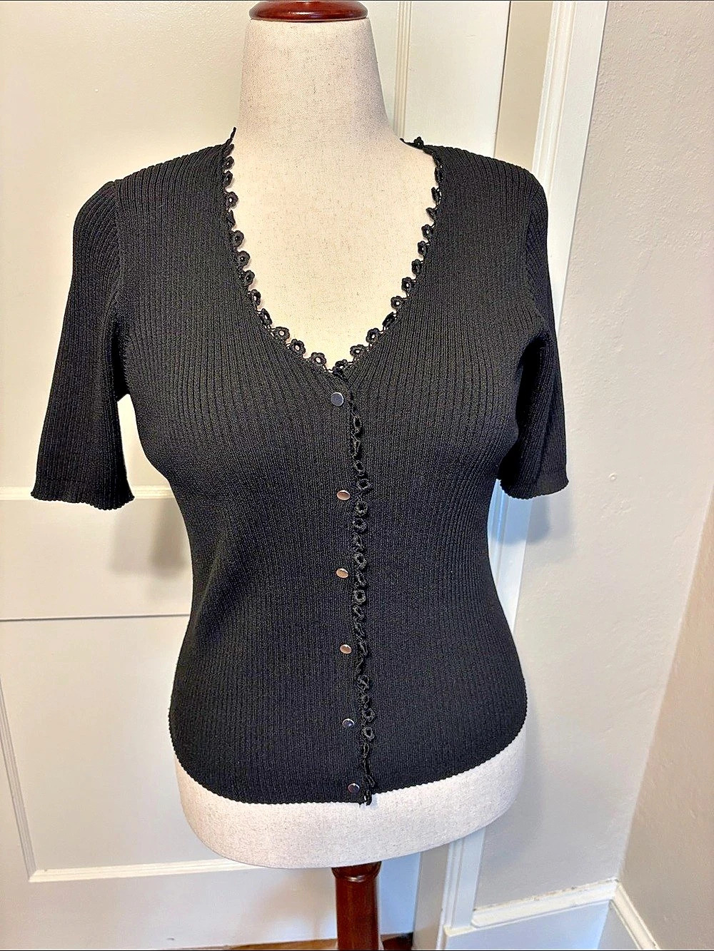 Tahari Black Crochet-Trim Faux Cardigan Size Large Like New